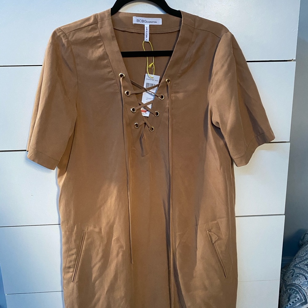 BCBG Brown Short Sleeve Dress